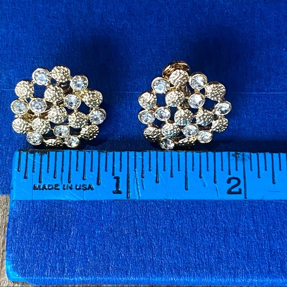 Gold Tone and Glass Clip On Earrings - Picture 5 of 8